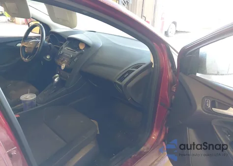 2015 Ford Focus Se z USA, uszkodzony, nr VIN 1FADP3F27FL287017